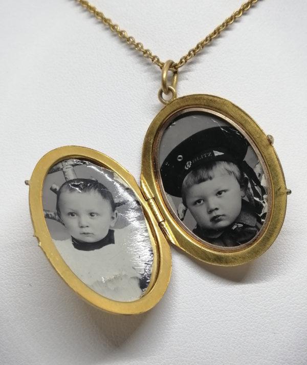 Pendentif, porte-photo en plaqué or et sa chaîne. – Image 5