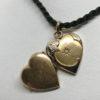 Pendentif, porte-photo de forme coeur, en plaqué or rosé. – Image 5