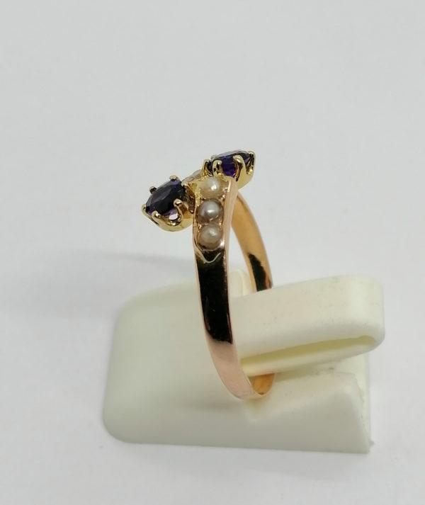 Bague en or rosé, sertie perles fines et améthystes, 1880. – Image 2