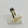 Bague en or, bicolore et ajouré, sertie saphir blanc, 1925. – Image 2