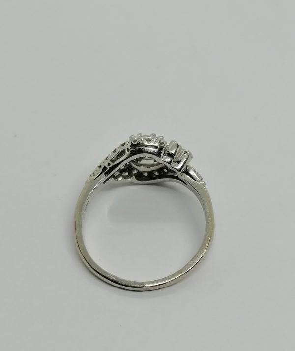Bague en platine, avec diamant de qualité, monture 1950 environ. – Image 3