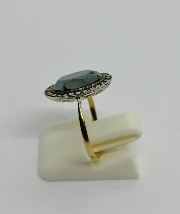 Bague en or/argent, de forme ovale, hématite entourage de marcasites, Art Déco, 1925. – Image 2