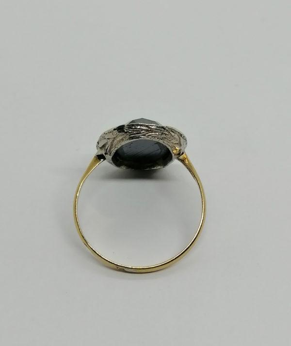 Bague en or/argent, de forme ovale, hématite entourage de marcasites, Art Déco, 1925. – Image 3