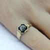 Bague en or, petite chevalière en émail noir et diamant, 1880. – Image 4