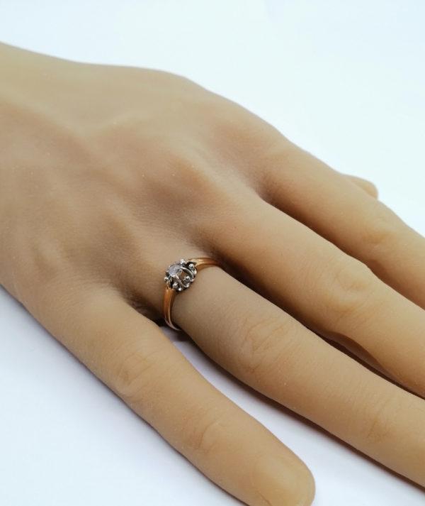 Bague en or rosé, sertie platine, solitaire avec rose de diamant, 1900. – Image 5