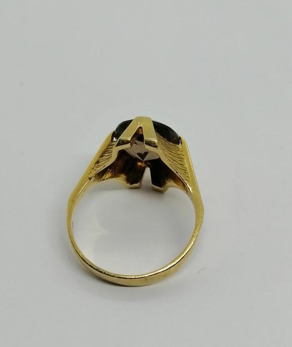 Bague en or, monture 60, avec un quartz fumé, rond facetté. – Image 3
