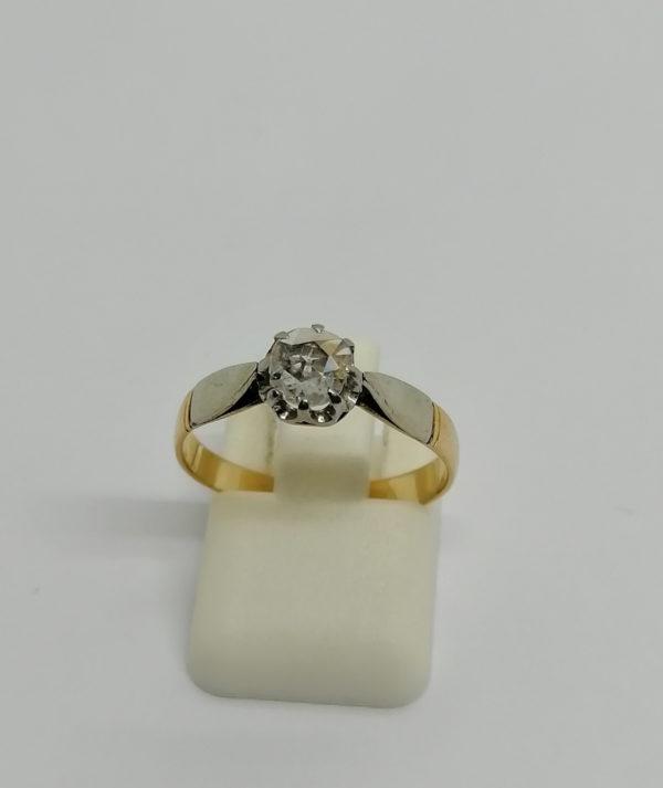 Bague en or bicolore, solitaire avec rose de diamant, Art Nouveau vers 1900.