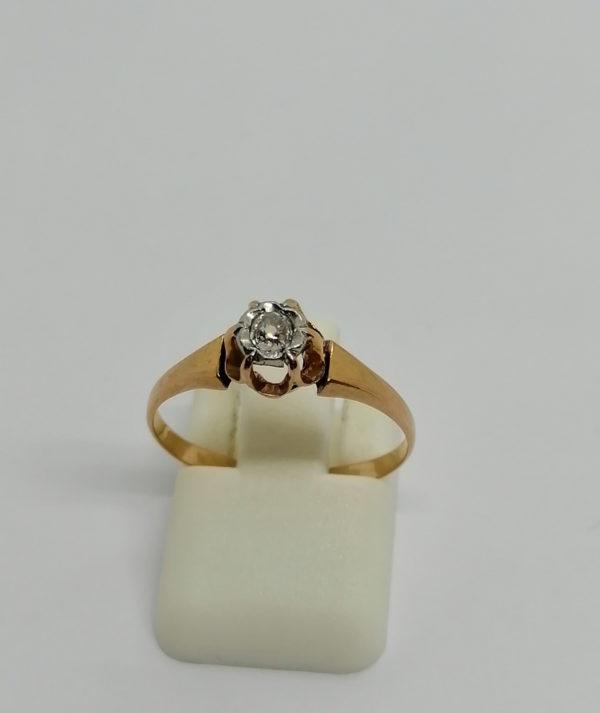 Bague en or rosé, solitaire avec diamant de taille ancienne, vers 1900.