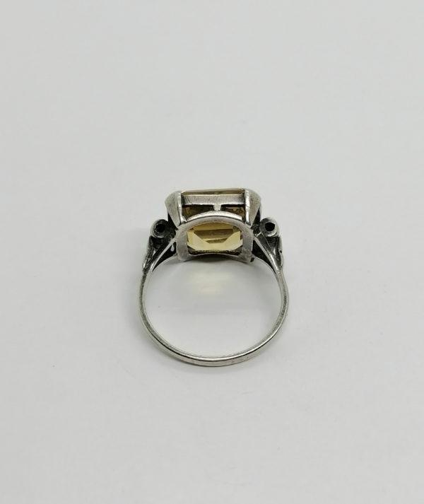 Bague argent, de forme carré, et citrine plate et à facettes, Art Déco. – Image 4