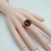 Bague argent, ronde, liseré d'émail noir et pierre de synthèse, Français vers 1925, Art Déco. – Image 6