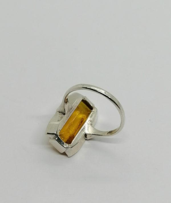 Bague argent, avec gros cabochon de résine , imitation ambre. – Image 3