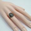 Bague argent, modèle coquillage ou cible, de forme ovale. – Image 4