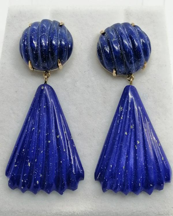 Boucles d'oreilles en or, importante pendantes en Lapis-Lazuli.