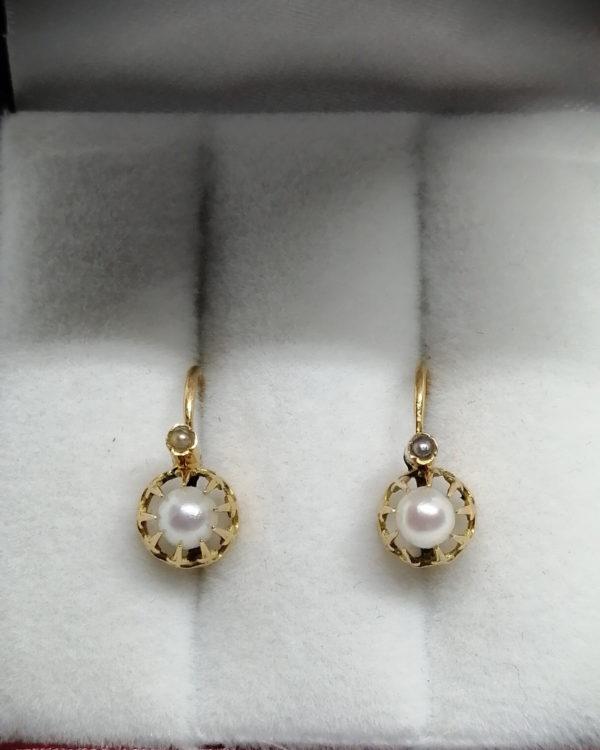 Boucles d'oreilles en or, sertie couronne de perle de culture, 1925-30. – Image 3
