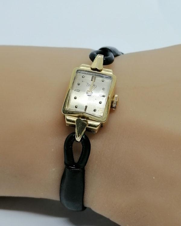 Montre bracelet femme, boitier en or 14ct, mécanique, 1920-30. – Image 3