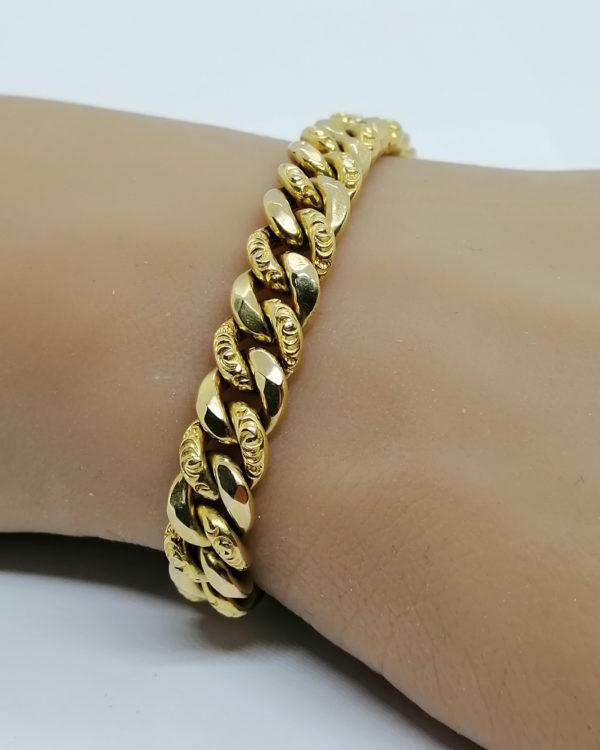 Bracelet en or jaune, maille gourmette creuse ouvragée, 1930. – Image 3