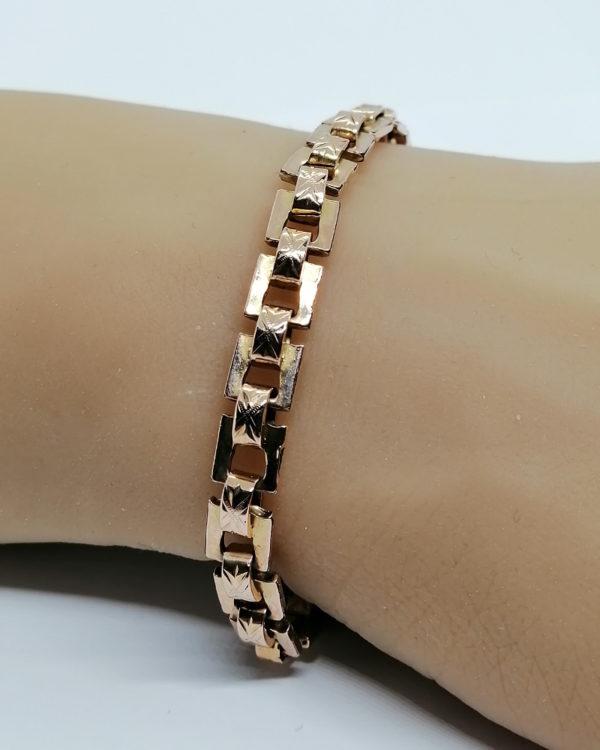 Bracelet en or rosé, maillon rectangulaire et creux, fin 19ième siècle. – Image 3