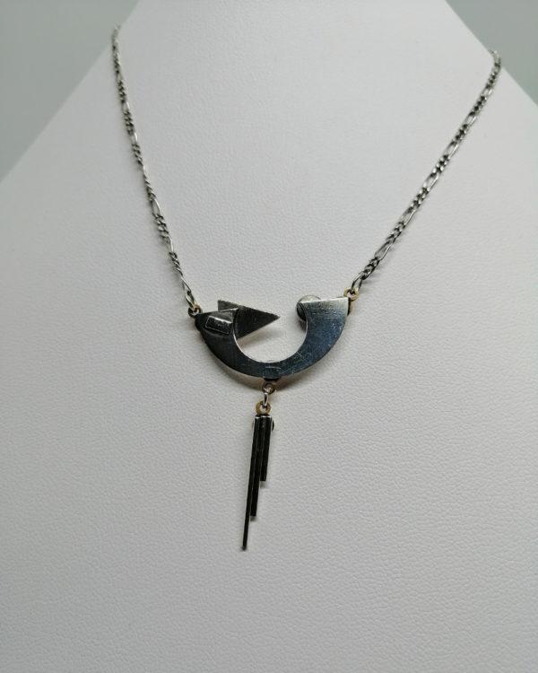 Collier argent, bicolore, vintage de forme très géométrique, 1960. – Image 4