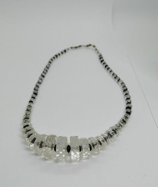Collier en verre blanc transparent et noir, avec rondelles à facettes. – Image 6