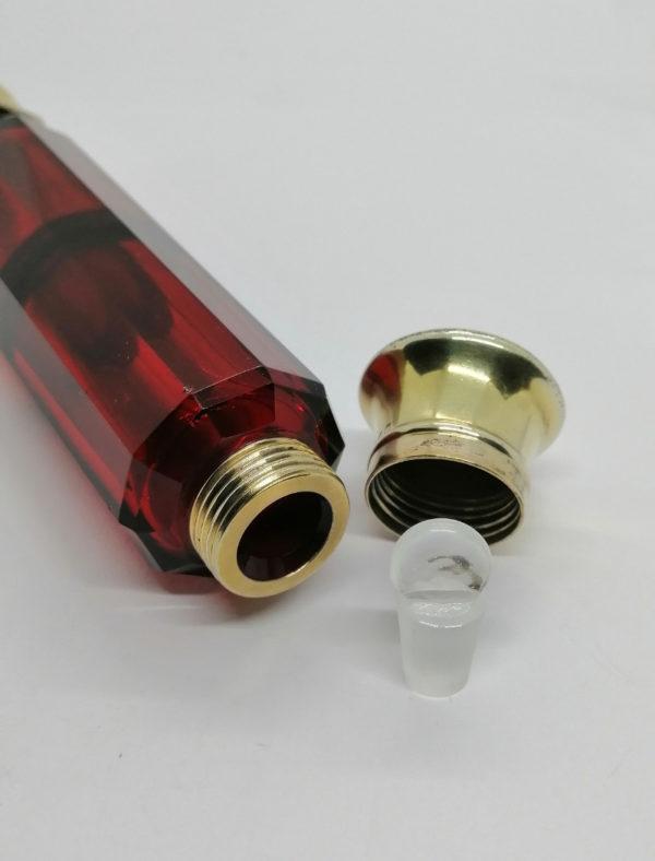 Double flacon à sels et parfum, en cristal taillé rouge, Anglais vers 1890. – Image 3