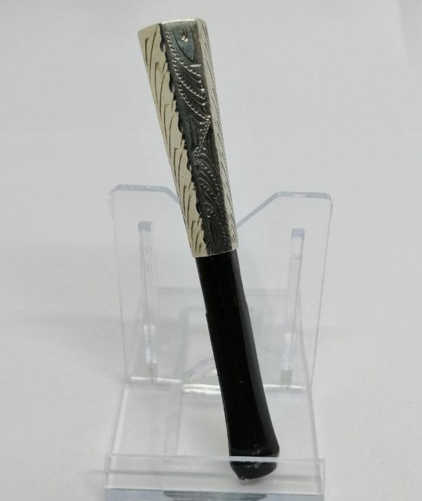 Fume-cigarette en argent, de forme hexagonale et décor gravé, Art Déco vers 1925. – Image 3