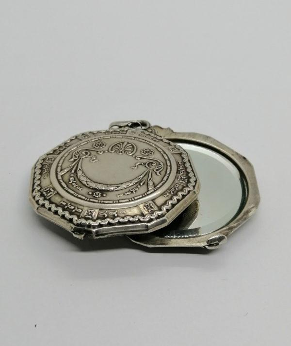 Miroir de poche et photo, argent, ouvragé de frises, 1920. – Image 5