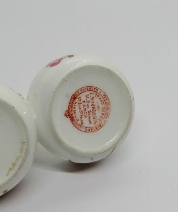 Salière en porcelaine fine, avec décor floral et papillon, fin 19ième siècle. – Image 4
