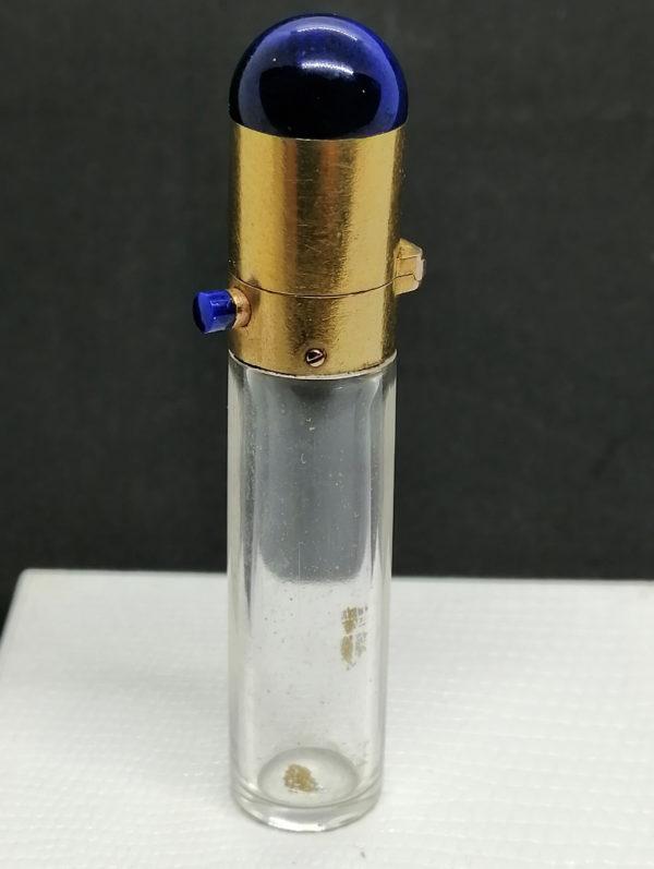 Flacon à sel, monture en or, et cabochon de Lapis-Lazuli, orfèvre Robert Linzeler, Paris. – Image 2