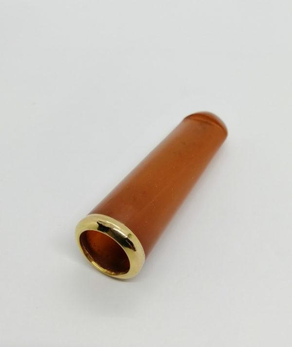 Fume-cigare en ambre et sa bague en or, 1920-30. – Image 2