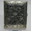 Boîte à cigarettes argent , superbe décor d'orchidées, Art Nouveau 1900.