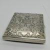 Boîte à cigarettes argent , superbe décor d'orchidées, Art Nouveau 1900. – Image 3