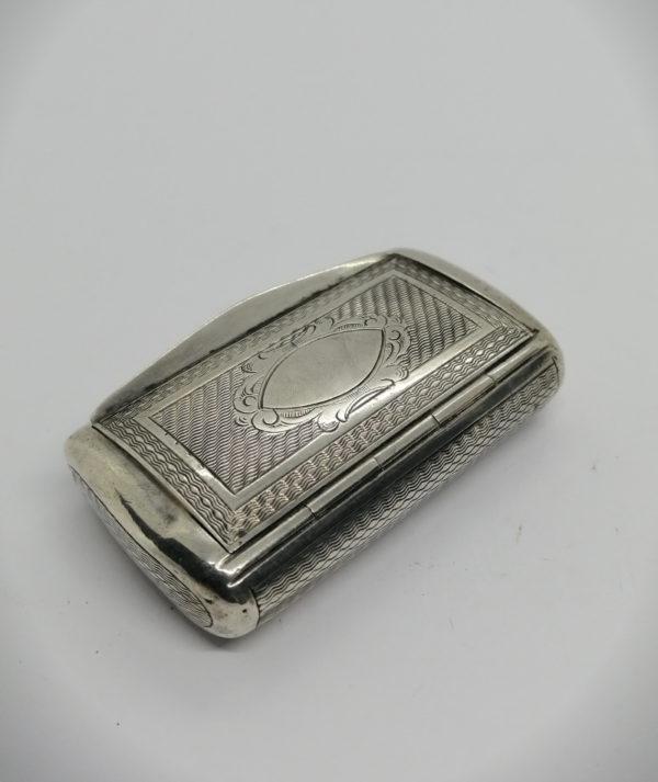 Boîte à tabac à priser en argent, décor guilloché, Orfèvre Doutre-Roussel Claude à Paris. – Image 2