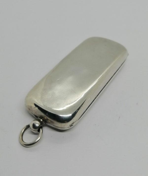 Porte-pièce de monnaie et timbre en argent, décor sobre, Anglais 1910. – Image 2