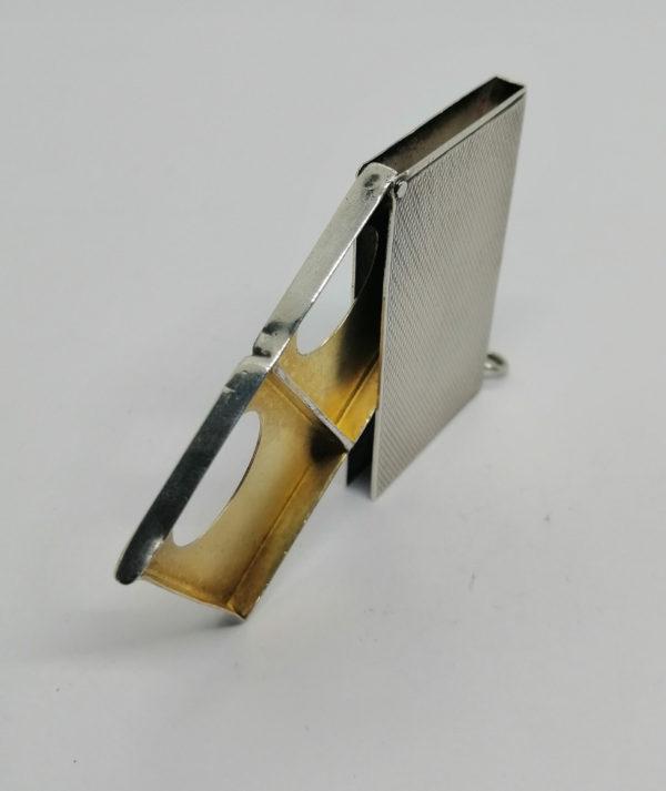 Etui double porte-timbres de poche en argent, surface guillochée, Art Déco. – Image 4