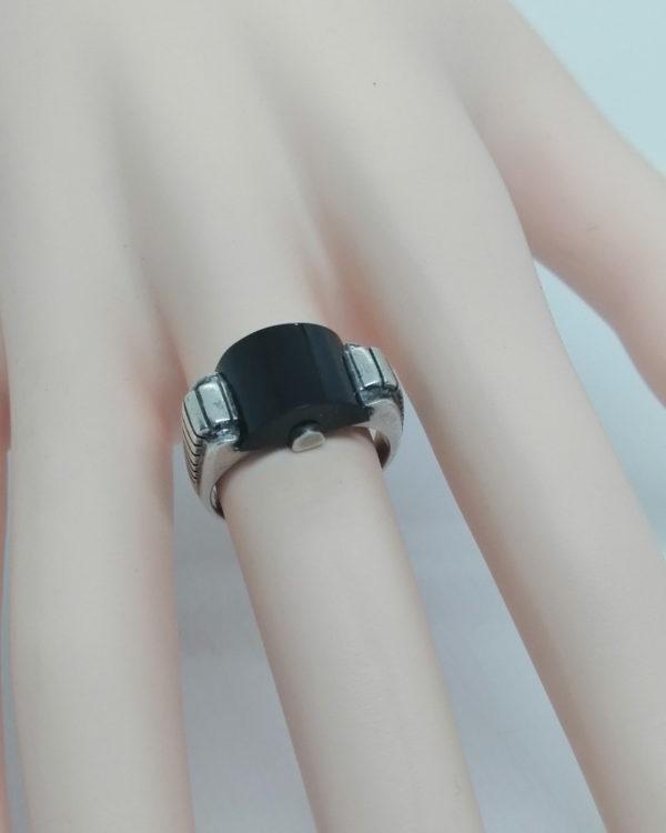 Bague argent, monture et onyx structuré et taillé sur mesure, Art Déco. – Image 4