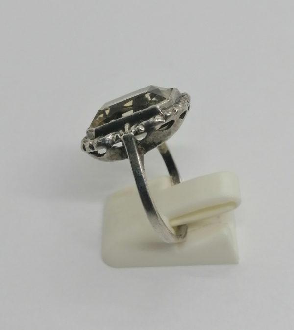 Bague argent, frise décorative et citrine octogonale facettée, 1920-25. – Image 2