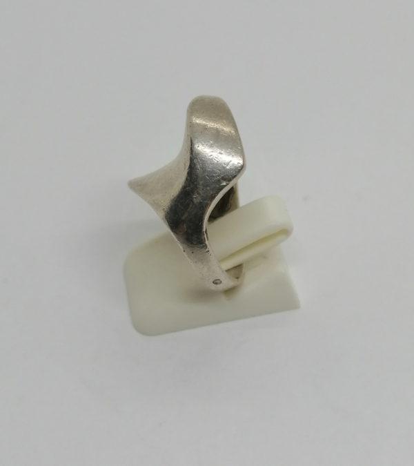 Bague argent, forme façon osselet, originale. – Image 2