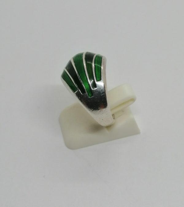 Bague argent, avec motif guilloché et émaillée, signé David Andersen, Norvège. – Image 2