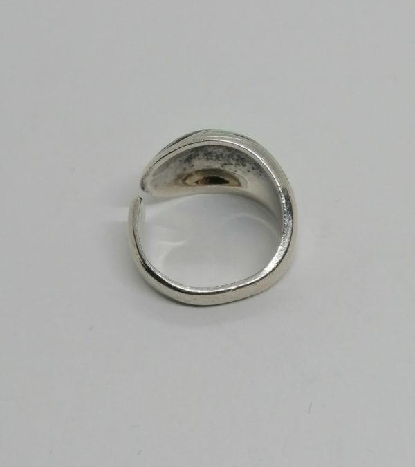Bague argent, avec motif guilloché et émaillée, signé David Andersen, Norvège. – Image 4
