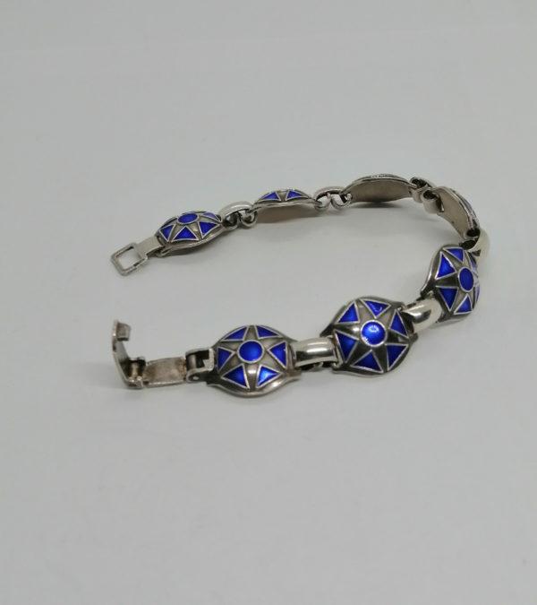 Bracelet argent, avec maillon rond et motif d'émail guilloché bleu, 1960-80. – Image 3