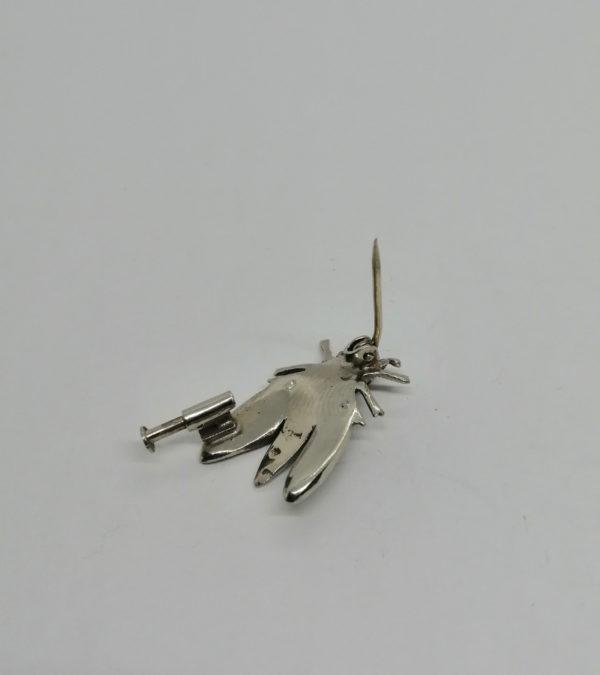 Broche argent , abeille avec pavage de marcasites, vers 1920-30. – Image 3