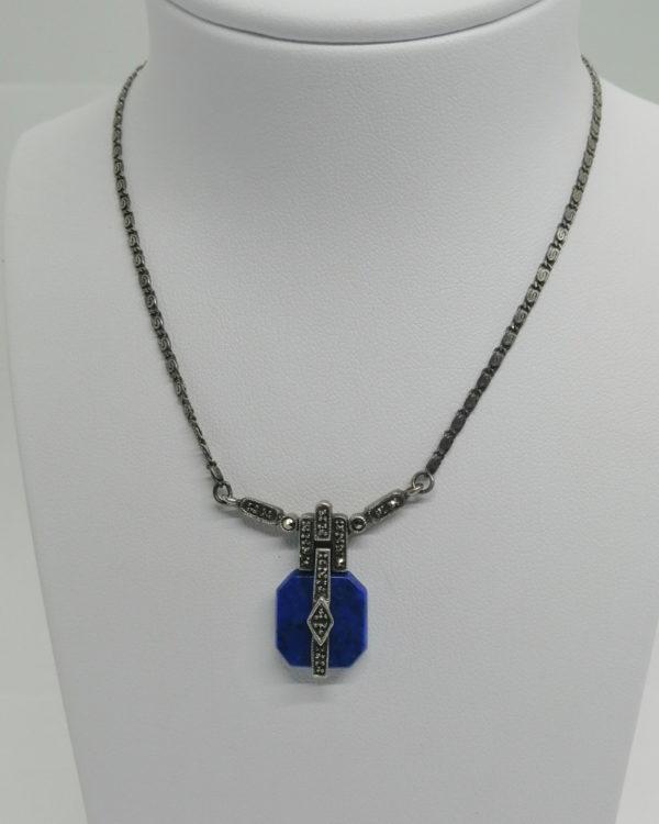 Collier argent, pavage marcasites et lapis-lazuli de forme géométrique, Art Déco.