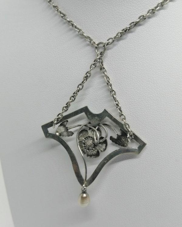 Collier argent, modèle avec fleurette, améthyste, perle fine, typique de l'Art Nouveau. – Image 4