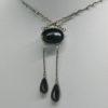 Collier argent, négligé avec trois hématites, époque 1900, Art Nouveau. – Image 4