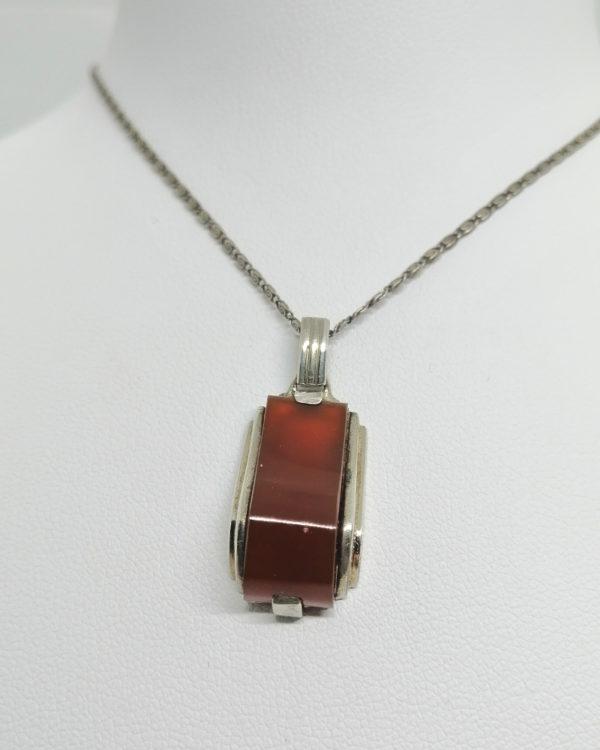 Pendentif argent, de forme géométrique et cornaline sur mesure, Art Déco. – Image 2