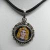 Pendentif argent, avec au centre une peinture émaillée d'un Pharaon. – Image 2