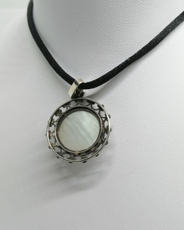 Pendentif argent, avec au centre une peinture émaillée d'un Pharaon. – Image 4
