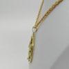Pendentif en plaqué or jaune, ajouré et motif de gui, perles fines, Art Nouveau. – Image 3