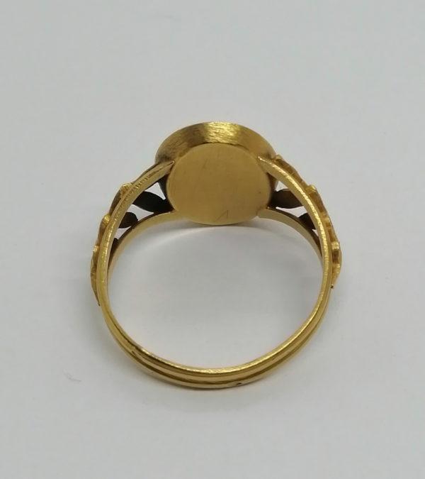 Bague/chevalière en or jaune mat et brossé, Art Nouveau, vers 1900. – Image 3