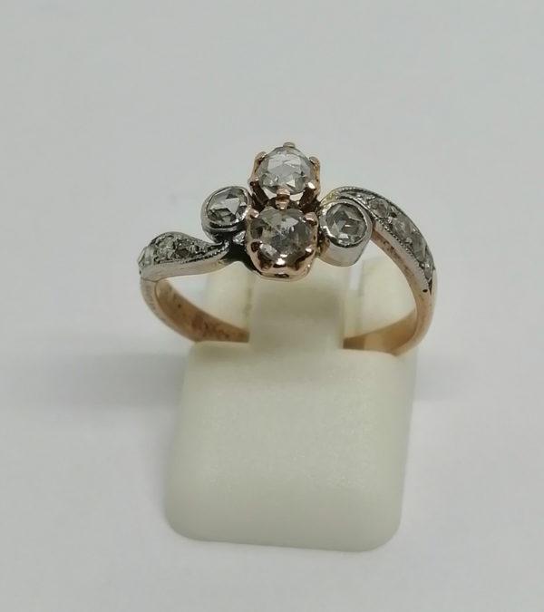 Bague or rose, en vague avec sertie de diamants de taille rose, 1880. – Image 2
